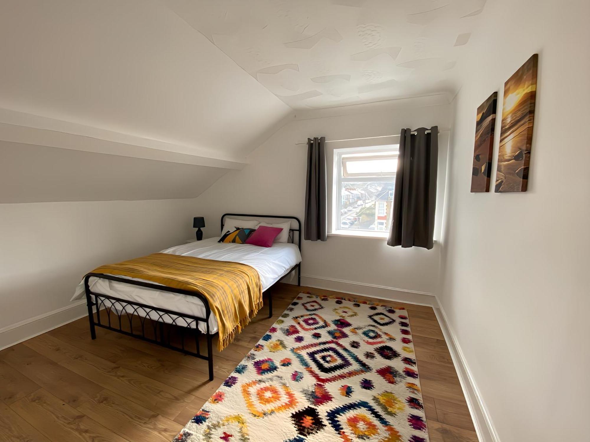 4-Bedroom Home - Perfect For Those Working In Bridgend - By Tailored Accommodation Bridgend (Wales) Exterior foto